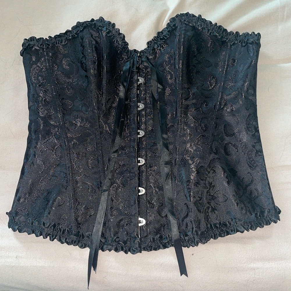 Women’s Lace Up Corset